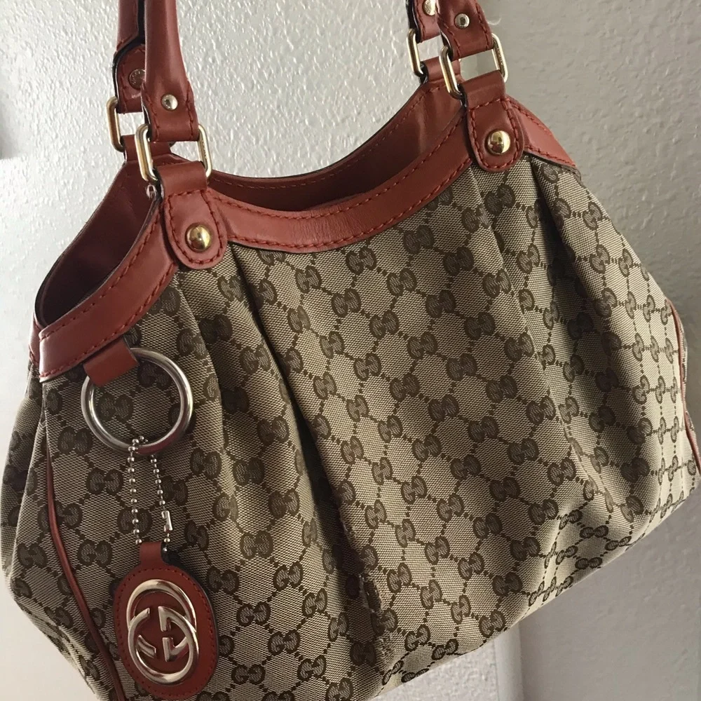 Gucci GG Canvas Tote Bag Beige Monogram w/ Coral Orange Leather Trim & GG Charm - Picture 5 of 8